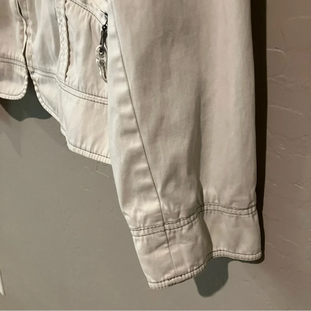 LOFT Ann Taylor Women's Cream Bomber Jacket Size 8 - Picture 5 of 16
